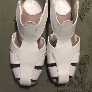 Basic Editions shoes